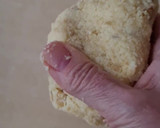Foto del paso 2 de la receta: Pancitos de queso y nuez sin harina, sin balanza y muuuy fáciles