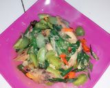 Foto langkah ke 2 dari resep Tongkol cabe ijo.
