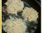 Foto del paso 3 de la receta: Tortitas de papa rallada