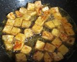 A picture of step 3 of Paneer Lababdaar.