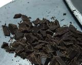 A picture of step 2 of Walnut brownie ice cream stuffed melting ball dessert.