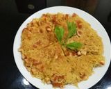 Foto langkah ke 6 dari resep Omelet Mie Sosis.