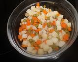 Foto del paso 2 de la receta: Ensaladilla en barquita