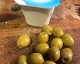 Hình bước làm 1 của món Bánh nướng sữa chua olive 🫒