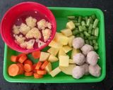 Foto langkah ke 1 dari resep Sop Bakso Semua Warna.