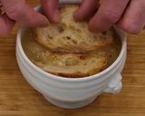 Francia hagymaleves recept fázis 5 fotója