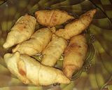 Foto langkah ke 7 dari resep Molen Lezat Krenyes Pake Banget.
