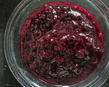 Foto del paso 1 de la receta: Salsa de cerezas y arándanos