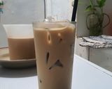Foto langkah ke 5 dari resep Es Kopi Susu Gula Aren (takaran 500ml).
