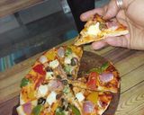A picture of step 3 of Instant cheese burst pizza.