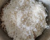 A picture of step 1 of Red amaranth rice.