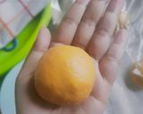 Foto langkah ke 6 dari resep Donat Labu Kuning.