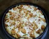 A picture of step 4 of Chicken Tikka pizza on stove 😋 #ramadankitayari.