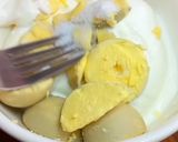 Фото кроку 5 до Очень вкусный салат из овощей и консервированой фасоли.
