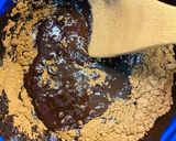 Hình bước làm 2 của món Bánh brownie phô mai (cheese brownie) dễ làm