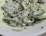 Foto del paso 3 de la receta: Ensalada de paltas con verdeo y cebolla
