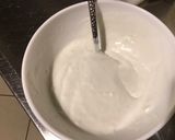 Une image de l'étape 5 de Crevettes marinées oignons de roscoff, ail fumé, citron vert, menthe et coco.