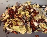 Une image de l'étape 5 de Salade castelfranco aux noix, carotte violette et persil.