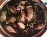 Foto langkah ke 5 dari resep Baby cumi kuah hitam.