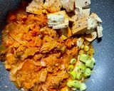 A picture of step 1 of Chigae kimchi.
