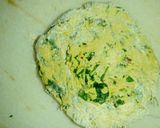 बथुआ पराठा(bathua paratha recipe in hindi) रेसिपी चरण 2 फोटो