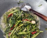 Foto langkah ke 3 dari resep 504. Tumis kangkung.