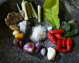 Foto langkah ke 3 dari resep Ayam Sisit Bumbu Bali.