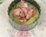 Foto del paso 2 de la receta: Causa rellena de Camarones y Aguacate !!