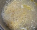 A picture of step 3 of Garlic Shrimp Pasta.