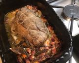 Une image de l'étape 8 de Rôti de sanglier au lard et vin rouge (marinade maison au cognac, aromates et légumes).