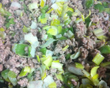 Foto del paso 1 de la receta: Caracolas rellenas de carne picada al pesto