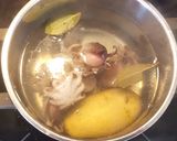 Foto del paso 1 de la receta: Mini Pulpitos salteados al ajillo sobre Cremoso de Patata