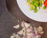Foto langkah ke 4 dari resep Udang Goreng Tepung Cabe Garam.
