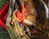 A picture of step 5 of Pepes Ayam / Indonesian Steamed Chicken in Banana Leaf.