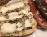 Foto del paso 3 de la receta: Bocadillo de Blanc i negre (morcilla y longanizas)