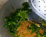 Foto langkah ke 8 dari resep Bupet (Bunga PEpaya Teri) daun singkong.