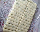 Foto langkah ke 4 dari resep Stik Kentang Seledri.