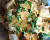 Foto del paso 9 de la receta: Tortilla de patatas con pulpo, cebolla y pimiento verde