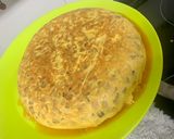 A picture of step 5 of Spanish omelette using Air Fryer.