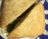 Foto del paso 3 de la receta: Bocata de huevo frito, aguacate y jamón, "carpe diem"