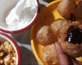 A picture of step 2 of Chocolate golgappe.