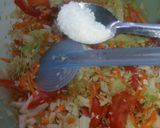 Foto del paso 6 de la receta: Ensalada fresca de atún y pepinillos