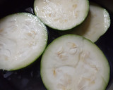 Foto del paso 3 de la receta: Zapallitos rellenos fáciles y rápidos