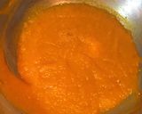 A picture of step 5 of Mango Popsicles.