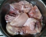 Foto langkah ke 1 dari resep Ayam Suwir Saus Tomat.