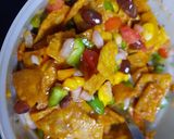 A picture of step 3 of Healthy nachos salad.