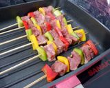 Hình bước làm 3 của món Bò Xiên Que Nướng Chảo
