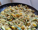 Foto del paso 4 de la receta: Salteado🍛🍲🌽 de maiz tierno, coliflor y calabacin con salsa de tomate casera🍱🥦🍅