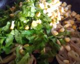 A picture of step 5 of Paalak Corn Rice.