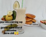 A picture of step 2 of Apple milkshake.